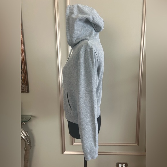 Forever 21 Gray Fleece Cropped Hoodie Women’s Pullover Sweatshirt Small Size S - Picture 3 of 6